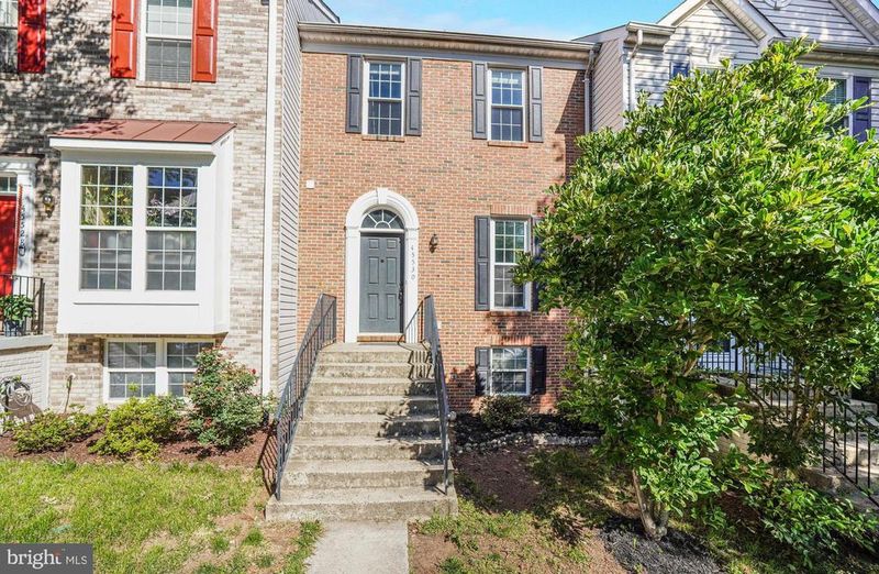 45530 Grand Central Sq, Sterling, VA 20166