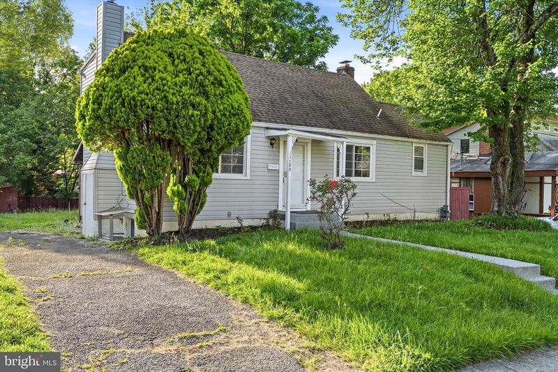 13209 Ardennes Ave, Rockville, MD 20851