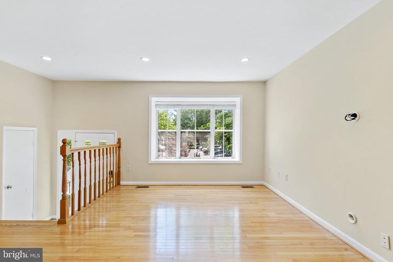 18026 Vintage River Ter, Olney, MD 20832