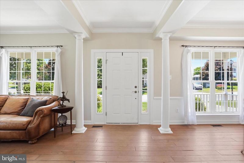 11206 Yardley Pl, Ijamsville, MD 21754