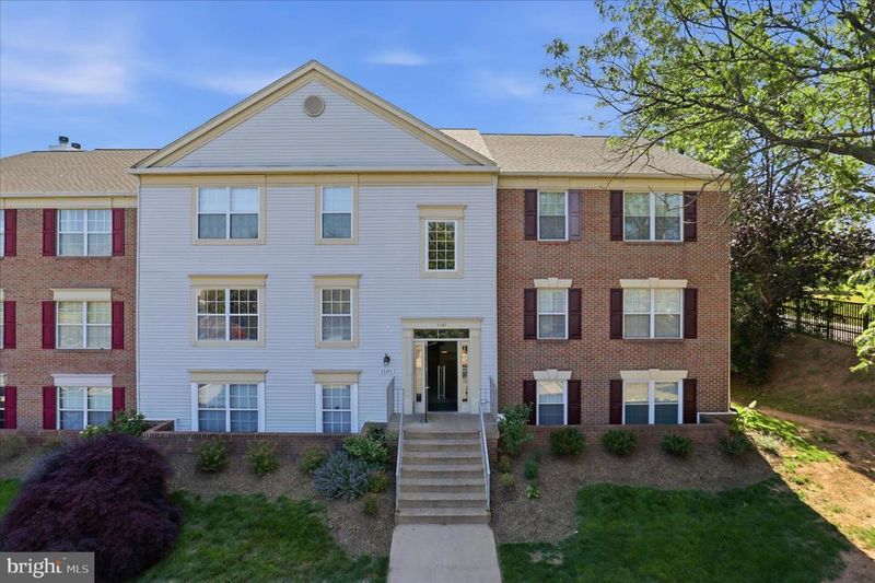 1101 Huntmaster Ter NE #201, Leesburg, VA 20176