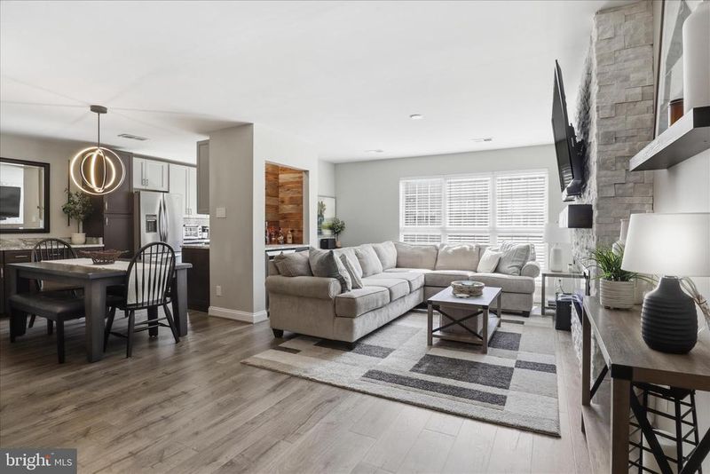 1101 Huntmaster Ter NE #201, Leesburg, VA 20176