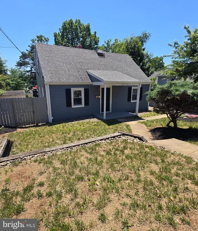 2306 Fort Dr, Alexandria, VA 22303