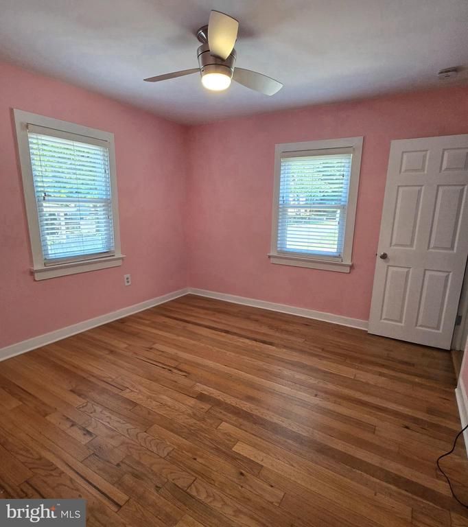 2306 Fort Dr, Alexandria, VA 22303