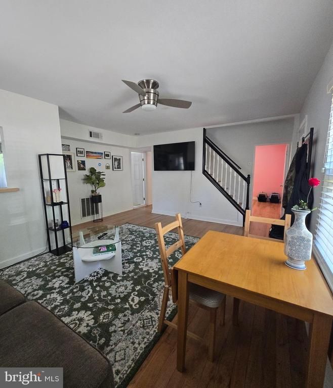 2306 Fort Dr, Alexandria, VA 22303