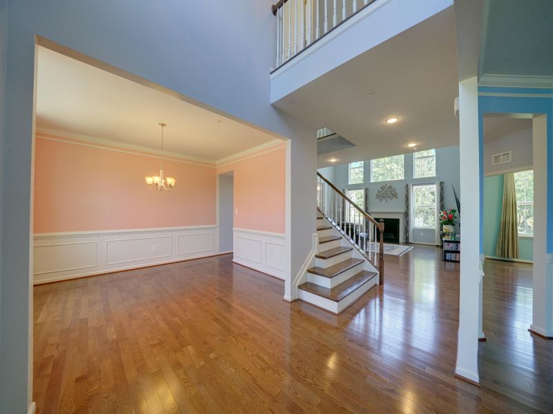 7023 Golden Crst, Elkridge, MD 21075