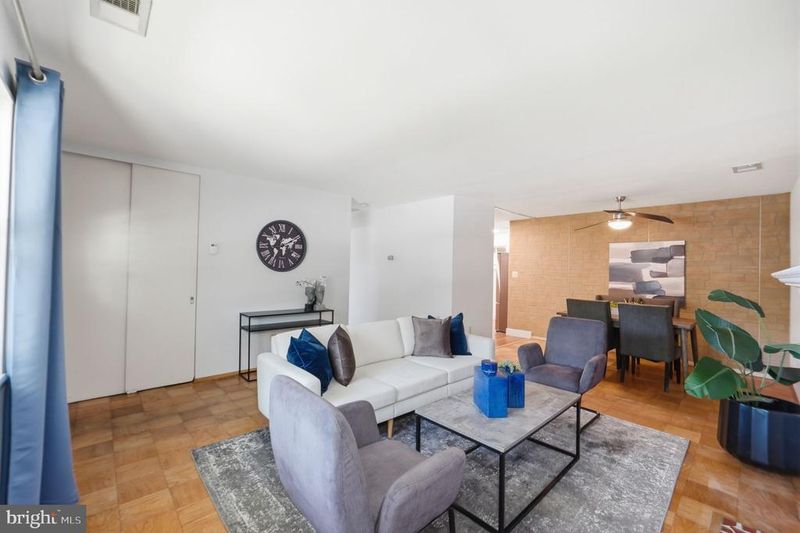 4115 Conrad Rd, Alexandria, VA 22312