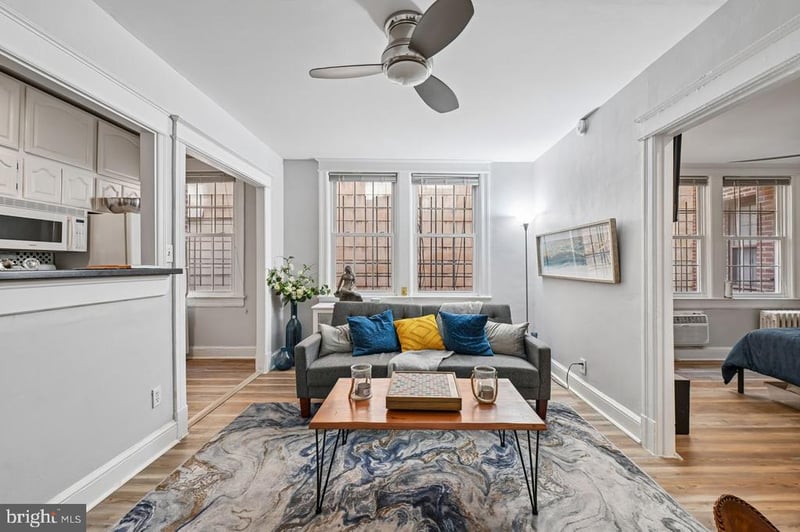 414 Seward Sq SE #104, Washington, DC 20003