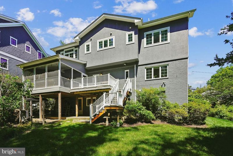 3536 N Dickerson St, Arlington, VA 22207