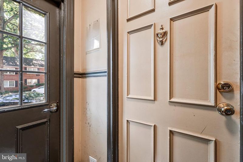 4309 2nd Rd N #43091, Arlington, VA 22203