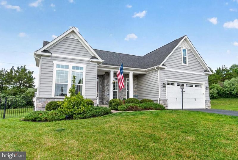 26732 Kentoaks Ct, Chantilly, VA 20152