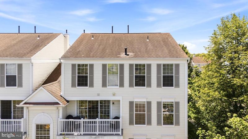 46994 Courtyard Sq #301, Sterling, VA 20164