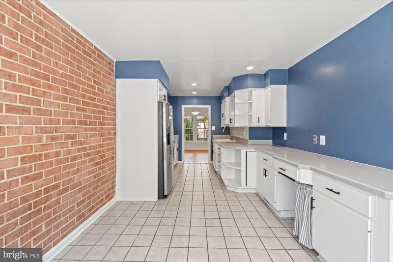 1026 N Pelham St, Alexandria, VA 22304