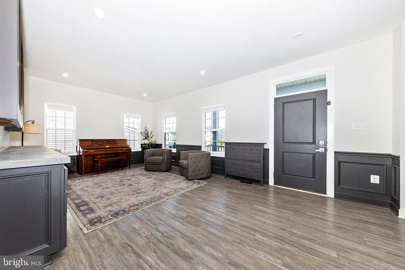 10963 Tavern Ln, Monrovia, MD 21770