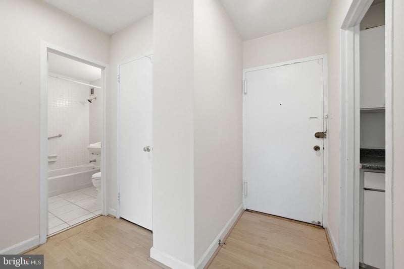 1111 Arlington Blvd #604, Arlington, VA 22209