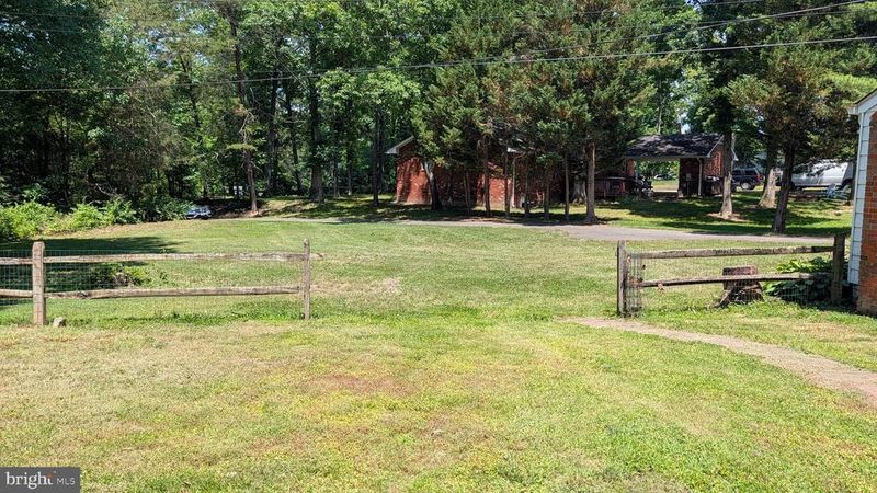 6497 Windham Ave, Alexandria, VA 22315