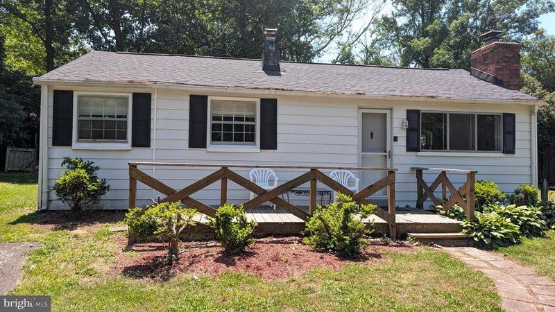 6497 Windham Ave, Alexandria, VA 22315