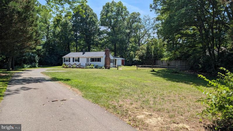 6497 Windham Ave, Alexandria, VA 22315