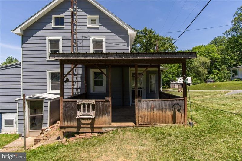 11316 Highland School Rd, Myersville, MD 21773