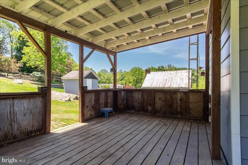 11316 Highland School Rd, Myersville, MD 21773
