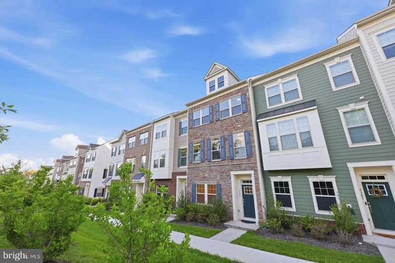 9309 Barnes Loop, Manassas, VA 20110