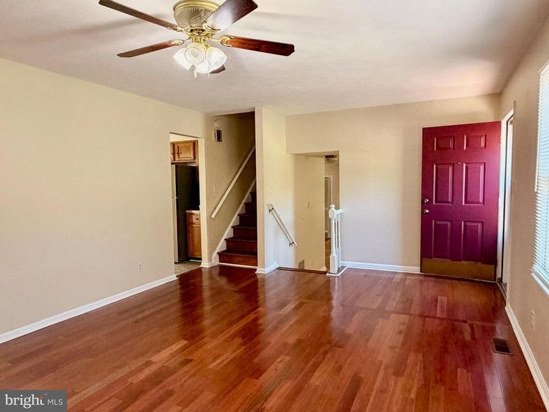 220 Tanglewood Ln, Stafford, VA 22554