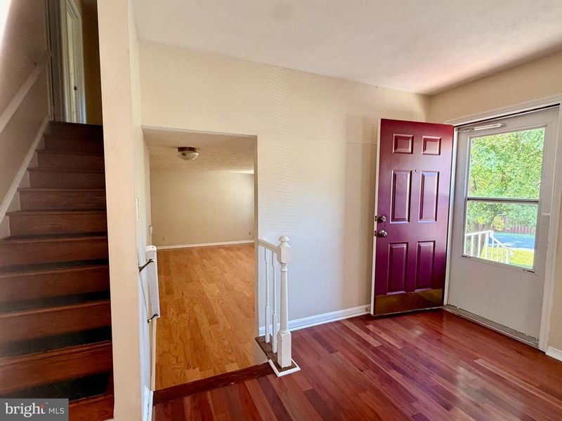 220 Tanglewood Ln, Stafford, VA 22554