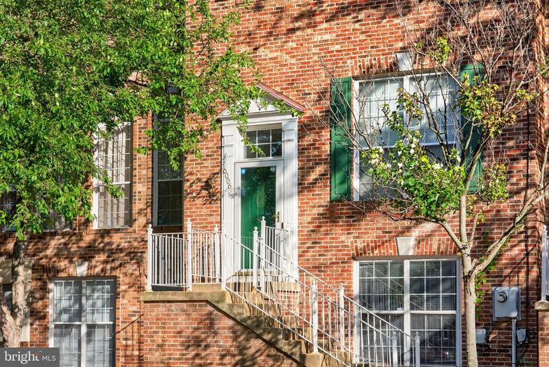 6006 Lincolnia Rd, Alexandria, VA 22312