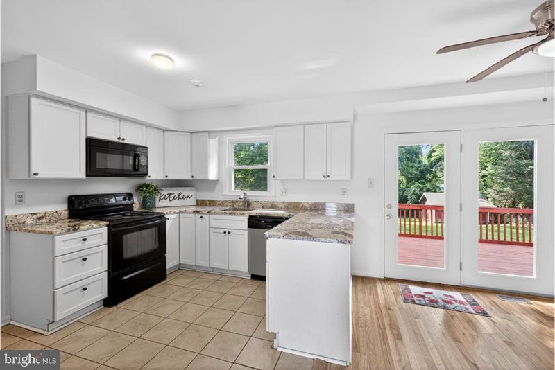 11203 Cedar Ln, Beltsville, MD 20705