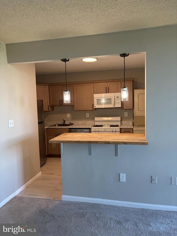 3701 S George Mason Dr #808N, Falls Church, VA 22041