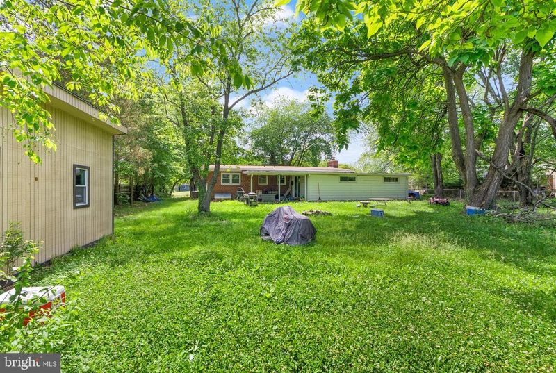 3204 Ayers Dr, Alexandria, VA 22309