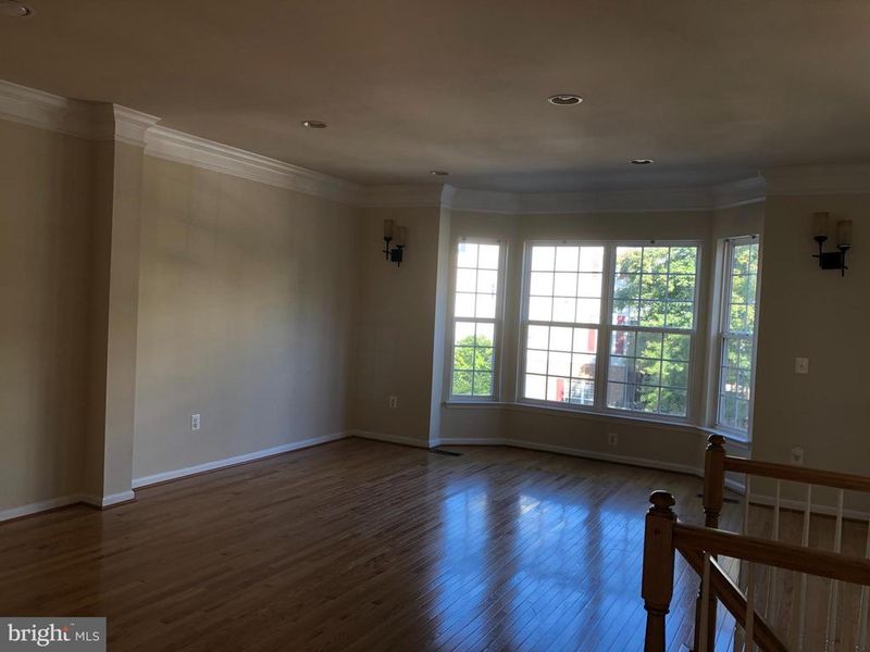 12579 Royal Wolf Pl, Fairfax, VA 22030