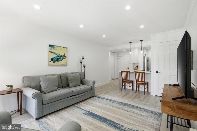 730 24th St NW #309, Washington, DC 20037