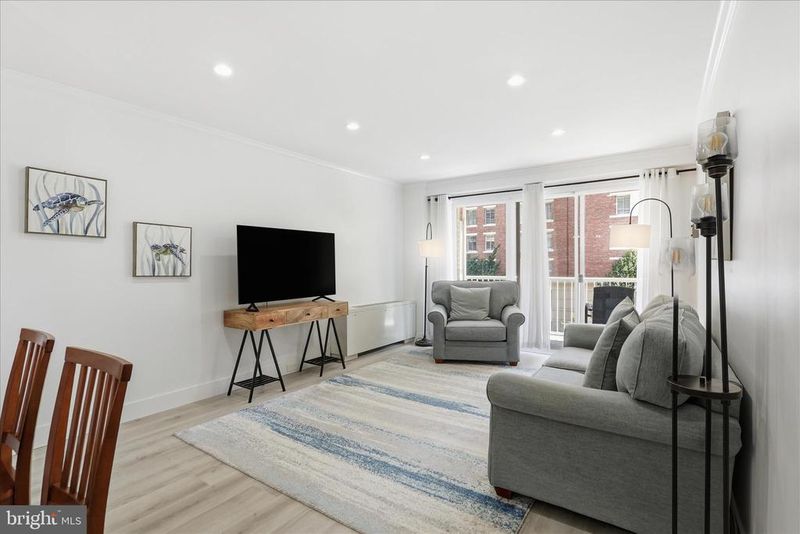 730 24th St NW #309, Washington, DC 20037