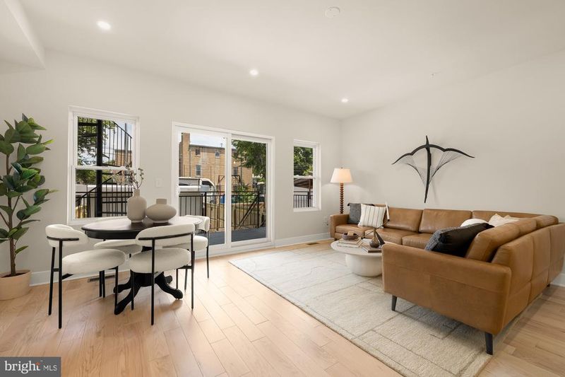 1128 Morse St NE #1, Washington, DC 20002
