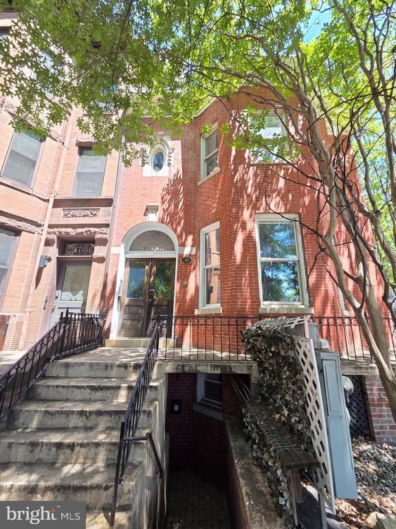 1101 P St NW #B, Washington, DC 20005