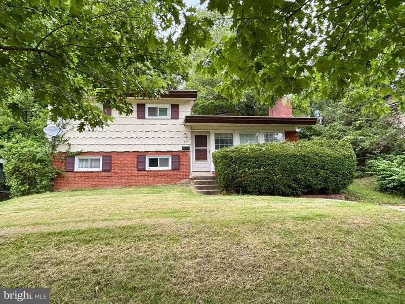 609 Twinbrook Pw, Rockville, MD 20851