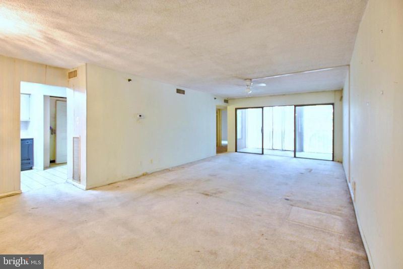 9200 Edwards Way #212, Hyattsville, MD 20783