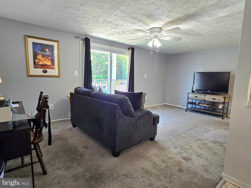 8034 Abbey Ct #F, Pasadena, MD 21122