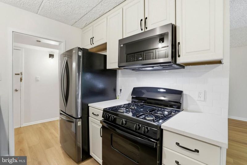 2313 Freetown Ct #20/11C, Reston, VA 20191