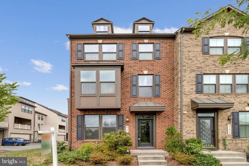 43466 Centergate Dr, Ashburn, VA 20148