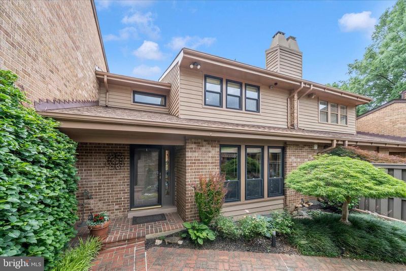 5253 Strathmore Ave, Kensington, MD 20895