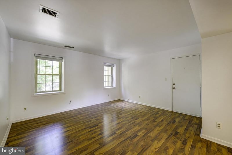 1403 E Abingdon Dr #2, Alexandria, VA 22314
