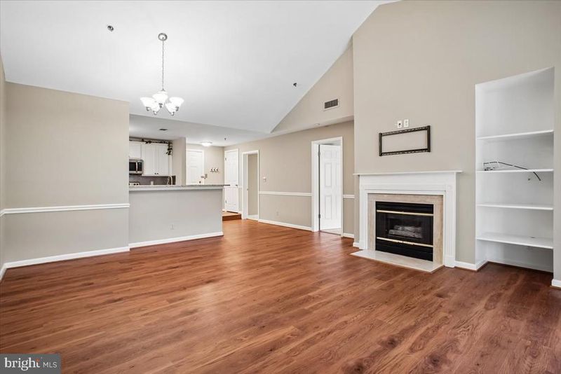 1100 Quaker Hill Dr #427, Alexandria, VA 22314