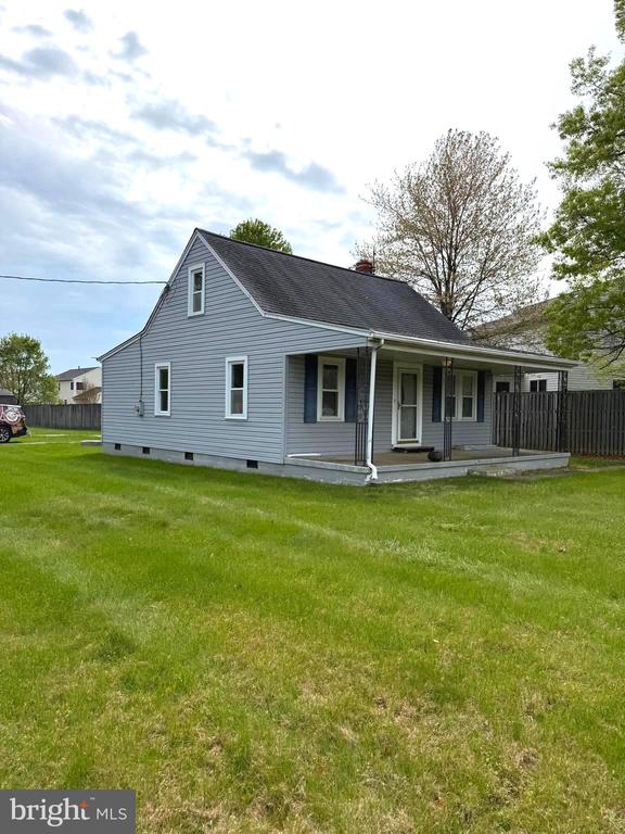 10475 Berry Rd, Waldorf, MD 20603
