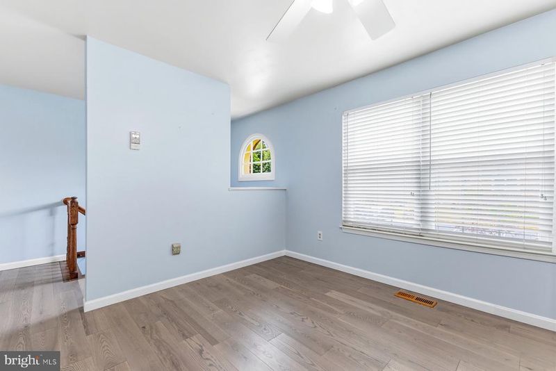 5205 Martinique Ln, Alexandria, VA 22315