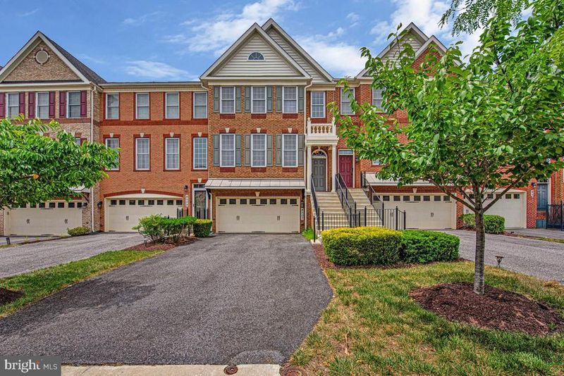 4507 Thoroughbred Dr, Upper Marlboro, MD 20772