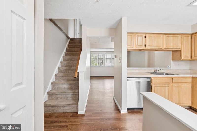 4342 Regalwood Ter, Burtonsville, MD 20866