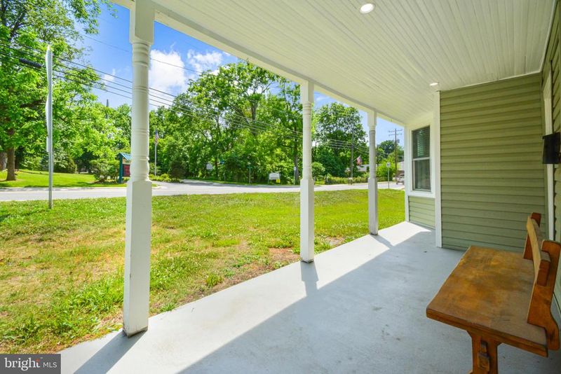 26 W Colonial Hw, Hamilton, VA 20158