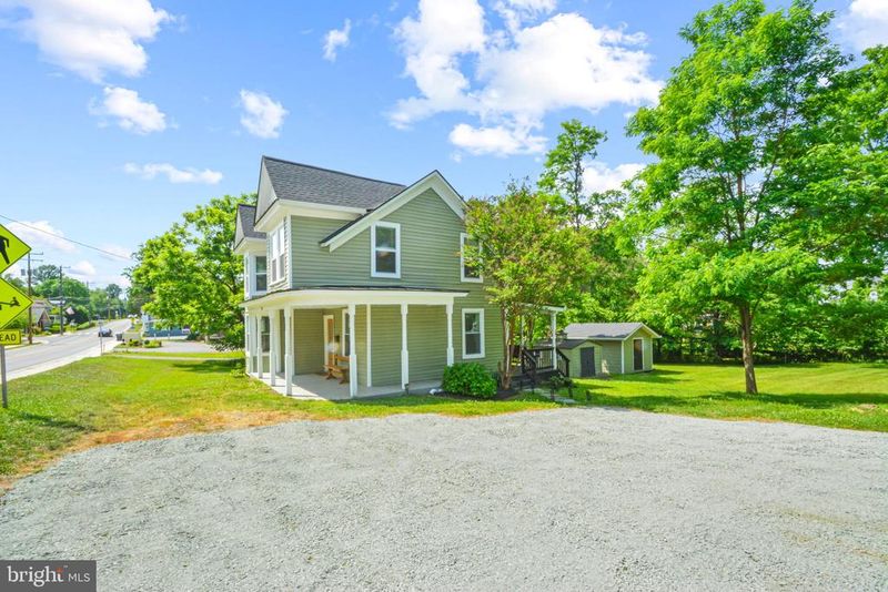 26 W Colonial Hw, Hamilton, VA 20158